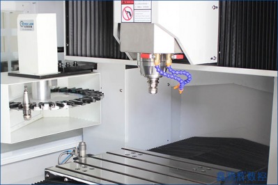 數(shù)控精雕機(jī)帶刀庫有什么優(yōu)勢(shì)