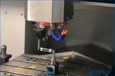 可以加工陶瓷材料的數控機床有哪些